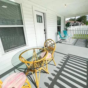 Cozy Stylish Chic Ybor, Dt Location , Tampa United States